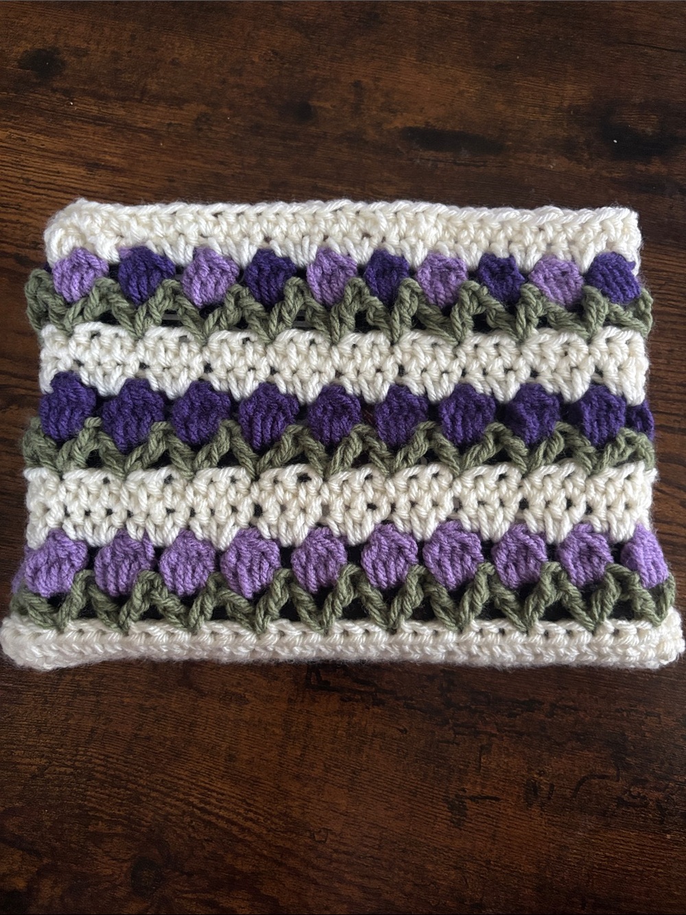 Crochet Tulip Book Sleeve